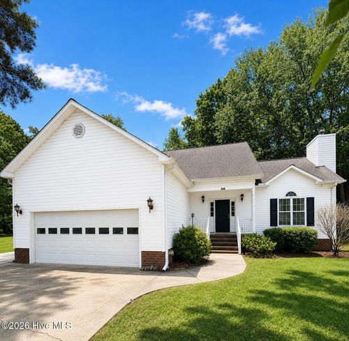 546 Keagan Way, Grimesland, NC, 27837 | Card Image