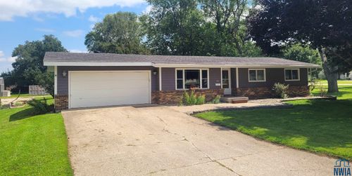 160 N 6th Ave E, Hartley, IA, 51346-1255 | Card Image