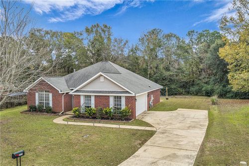 8171 Woodland Hills Dr, Semmes, AL, 36575-7453 | Card Image
