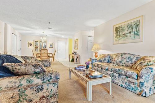 apt-709-3920 Mystic Valley Pkwy, Medford, MA, 02155-6908 | Card Image