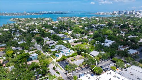 1-1749 Hillview St, Sarasota, FL, 34239-2136 | Card Image