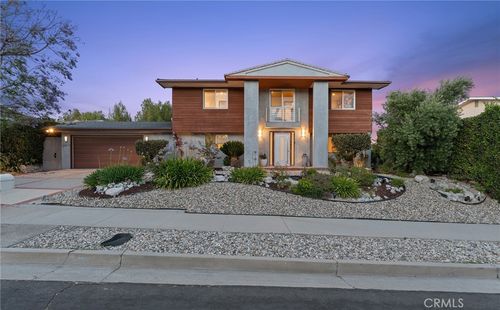 24217 Hatteras St, Woodland Hills, CA, 91367 | Card Image