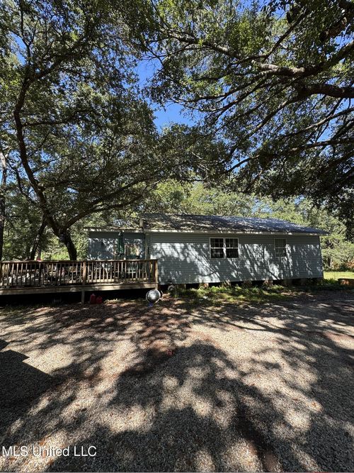 17151 Azalea St, Kiln, MS, 39556-8119 | Card Image