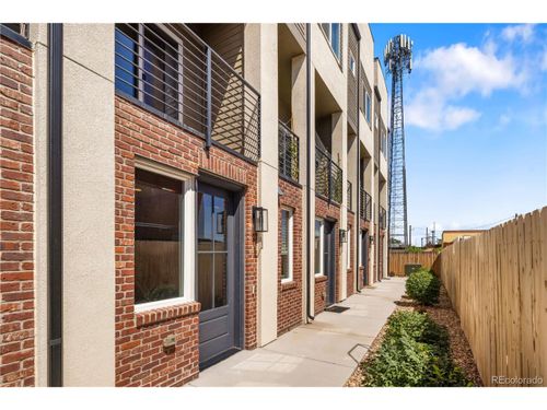 unit-2-3820 Olive St, Denver, CO, 80207-1516 | Card Image