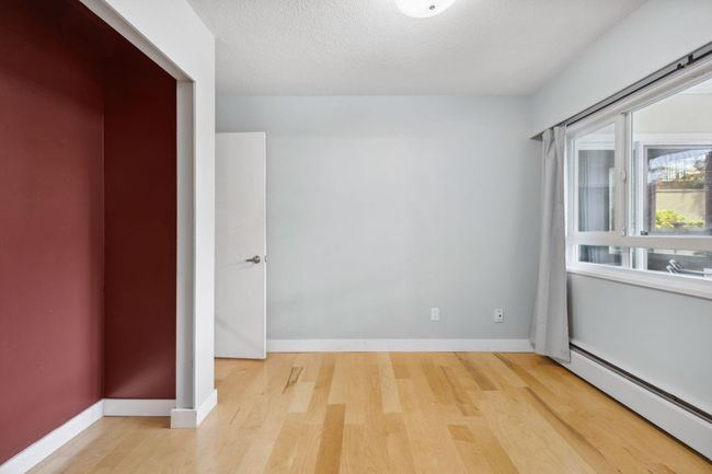 105 - 1371 Foster Street, Condo with 2 bedrooms, 1 bathrooms and 1 parking in White Rock BC | Image 22