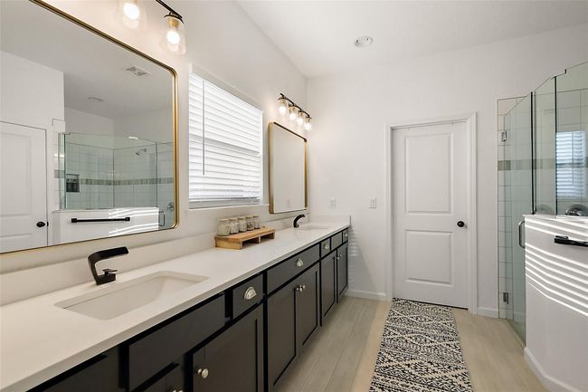 Primary bathroom | Image 19