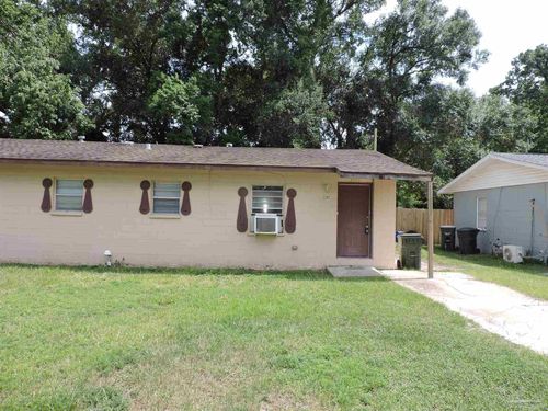 2203 Eliasberg St, PENSACOLA, FL, 32507-1731 | Card Image