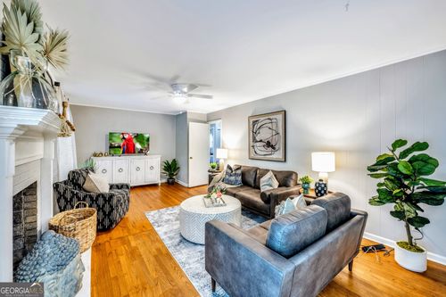 801 Mockingbird Ln, Marietta, GA, 30068-2359 | Card Image