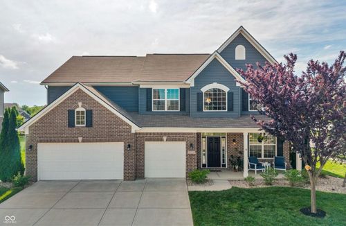 9712 N Port Dr, Mccordsville, IN, 46055-9002 | Card Image