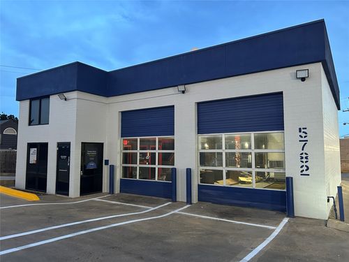 5782 W Pleasant Ridge Rd, Arlington, TX, 76016-4423 | Card Image