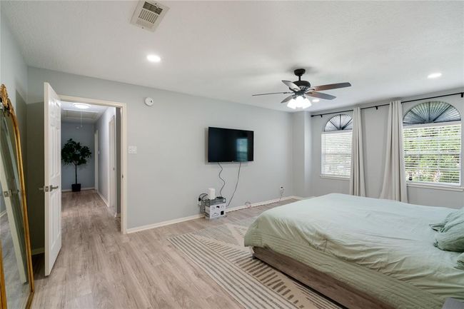 15514 Pebble Bend Dr, House other with 4 bedrooms, 3 bathrooms and 2 parking in Houston TX | Image 19