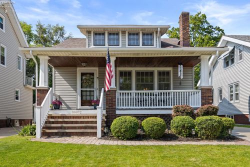 16602 Dartmouth Ave, Cleveland, OH, 44111-5731 | Card Image