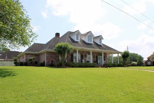 7695 Cobblestone Ter, Lumberton, TX, 77657-7903 | Card Image