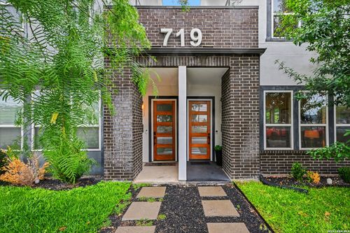 102-719 Eleanor Ave, San Antonio, TX, 78209-6915 | Card Image