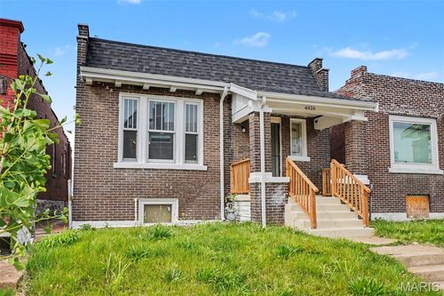 4416 San Francisco Ave, Saint Louis, MO, 63115-2749 | Card Image