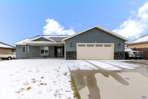 10281 Ventura Ln, Summerset, SD, 57718-6711 | Card Image