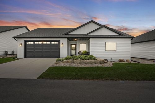 215 Boann Ter, Belleville, WI, 53508-9199 | Card Image