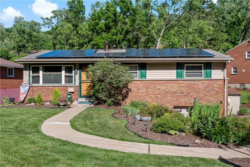 415 Temona Dr, Pleasant Hills, PA, 15236 | Card Image