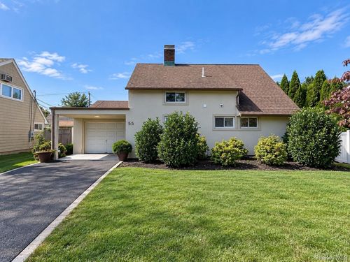 55 Acre Ln, Hicksville, NY, 11801-4423 | Card Image