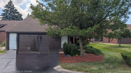 ford-rd-5 Colony Lane, Dearborn, MI, 48120 | Card Image