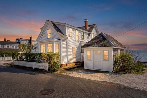 561 Commercial St, Provincetown, MA, 02657 | Card Image
