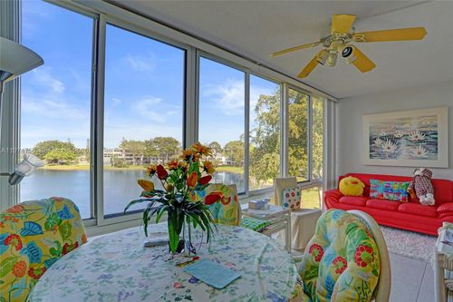 4079-4079 Cambridge D, Deerfield Beach, FL, 33442 | Card Image