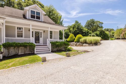apt-1-1346 Main Rd, Westport, MA, 02790-4441 | Card Image