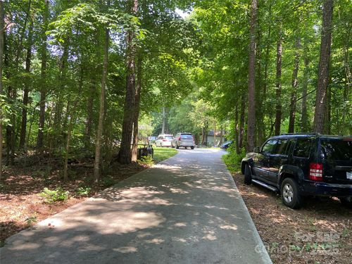 2822 Sam Newell Rd, Matthews, NC, 28105-4525 | Card Image