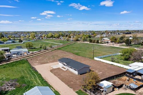 5608 Shiloh Dr, Caldwell, ID, 83607-8152 | Card Image