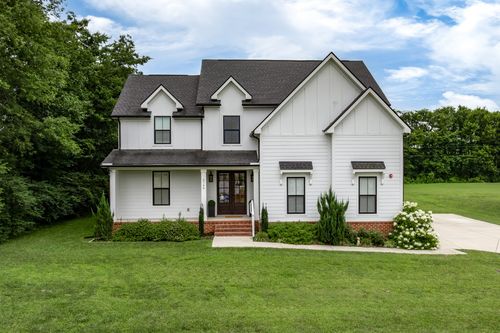 2744 Morrow Ln, Columbia, TN, 38401-5728 | Card Image