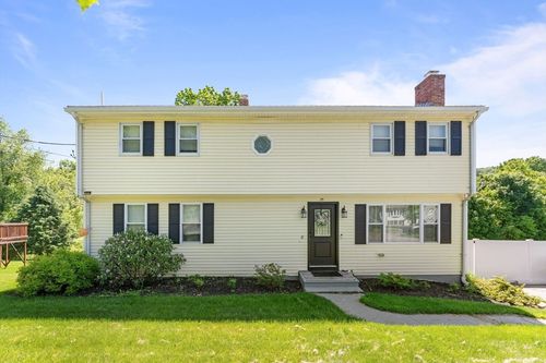 15 Old Farm Rd, Spencer, MA, 01562-1603 | Card Image