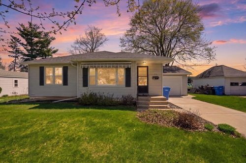 209 N Shuman Street, Verona, WI, 53593 | Card Image