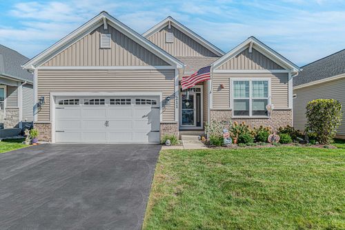 211 N Sunset Ln, Addison, IL, 60101-2335 | Card Image