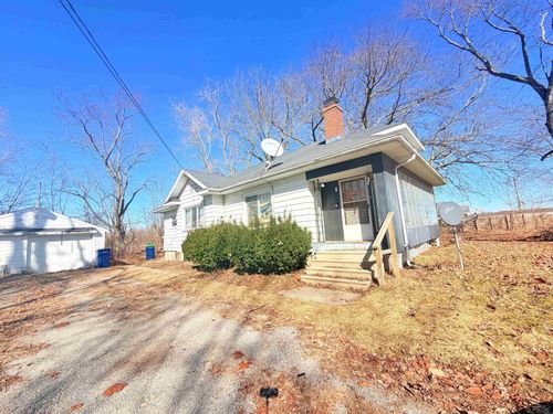 1820 Husen Rd, Saginaw, MI, 48601-9733 | Card Image