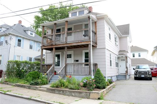 35 Merida Ave, Woonsocket, RI, 02895-2208 | Card Image