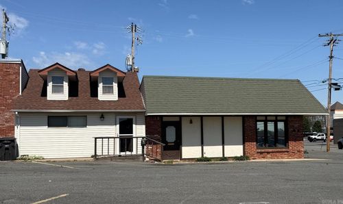 110 S Jeff Davis Ave, Jacksonville, AR, 72076-4327 | Card Image