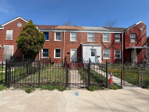 652 E 105th Pl, Chicago, IL, 60628-3069 | Card Image