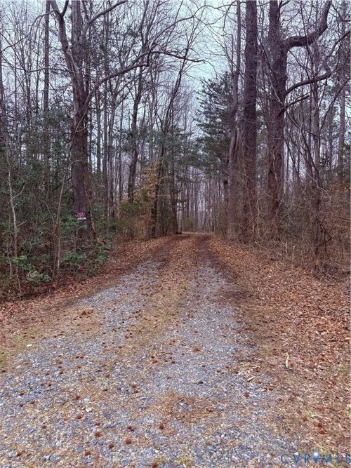 31-41 Mount Landing Rd, Tappahannock, VA, 22560 | Card Image
