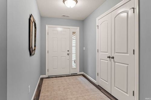 15554 Brimwillow Dr, Huntertown, IN, 46748-0585 | Card Image