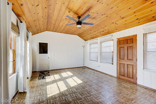 4725 Elmwood Ave, Royal Oak, MI, 48073-1550 | Card Image