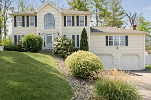 164 Wachusett St, Holden, MA, 01520-1840 | Card Image