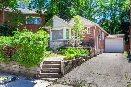 53 Elvina Gdns, Toronto, ON, M4P1X7 | Card Image