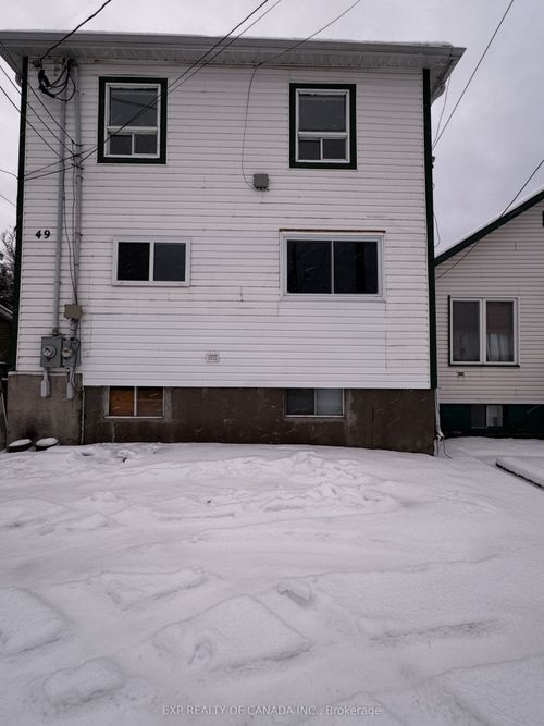 {{alt}} | Card Image