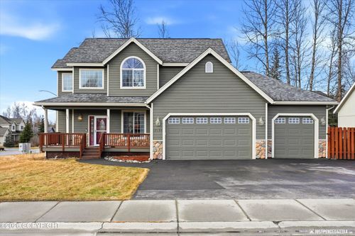 17135 Hideaway Ridge Dr, Eagle River, AK, 99577-8191 | Card Image