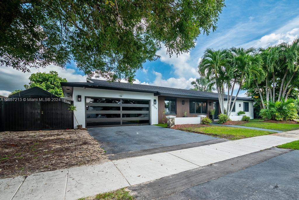206th Ter, Cutler Bay, FL 33189