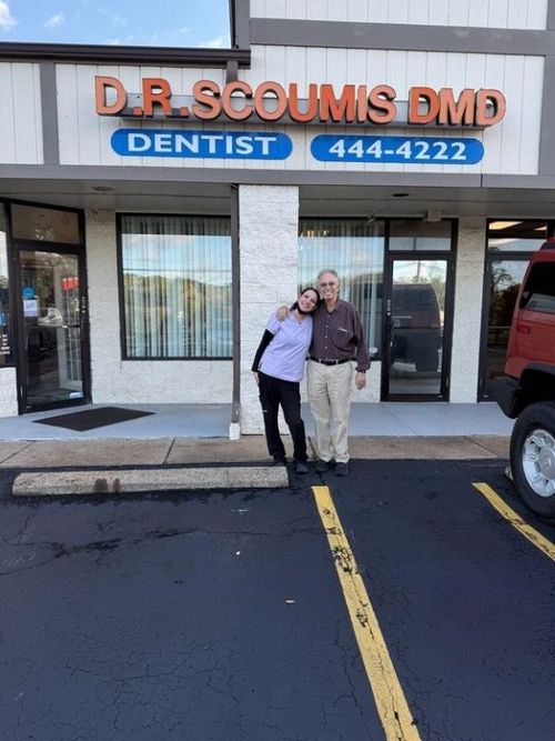 2884 E E Hardies Rd, Hampton, PA, 15044 | Card Image