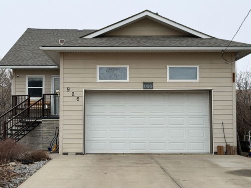 926 Newcastle Trail, Drumheller, AB, T0J0Y2 | Card Image