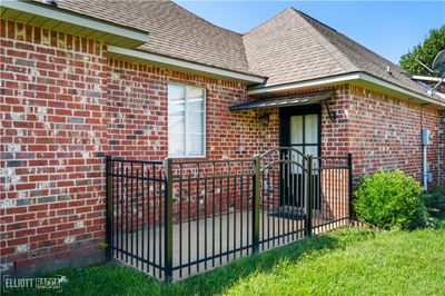 6105 Coty Drive, House other with 3 bedrooms, 2 bathrooms and null parking in Alexandria LA | Image 3