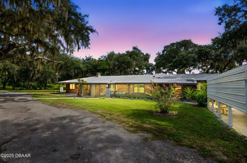 579 Johnson Lake Rd, De Leon Springs, FL, 32130-3636 | Card Image