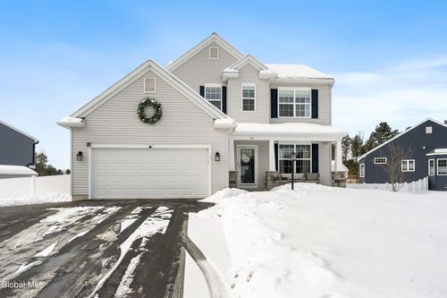 24 Winterberry Ln, Fort Edward, NY, 12828-2433 | Card Image